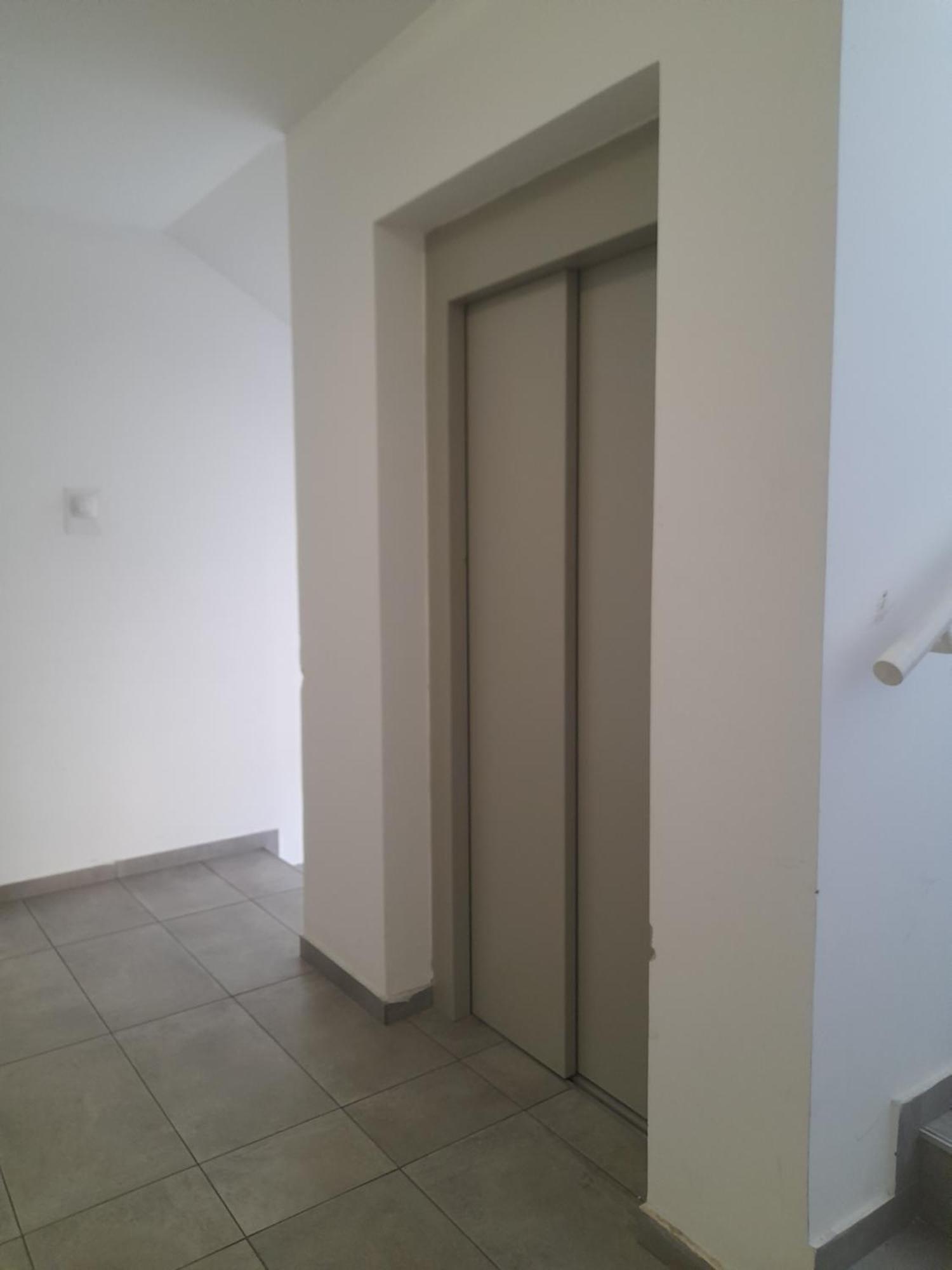 Nikola Ns Lägenhet Novi Sad Exteriör bild